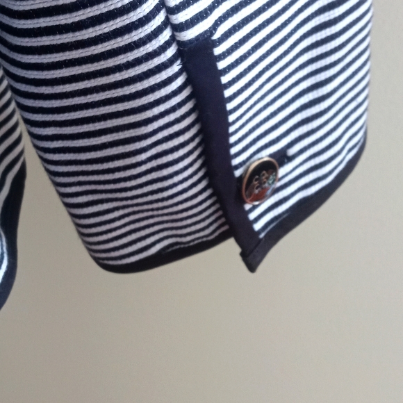 TALBOTS black and white suit jacket - Picture 7 of 8